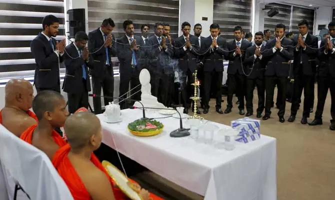 cricketers-follow-buddhism